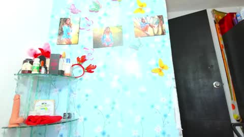 loaisisAdamss online show from 10, 2, 2025