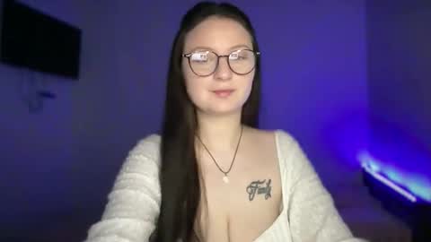 locaalis1 online show from 9, 10, 2025