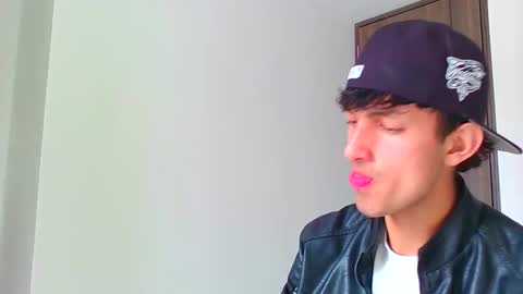 logaan_grey online show from 3, 1, 2025