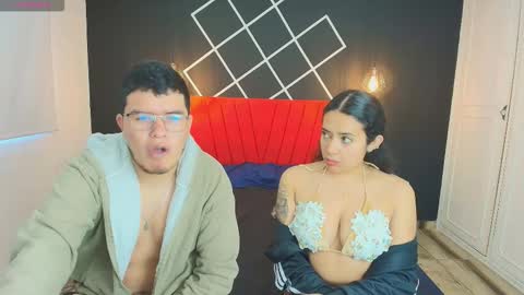 Logan and Chloe online show from 22, 11, 2025