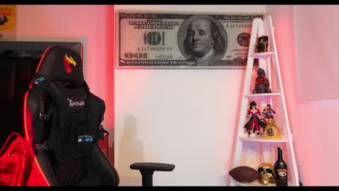 logan_hugh8 online show from 27, 12, 2024