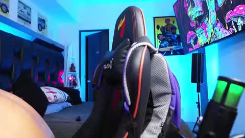 logan_hugh8 online show from 2, 3, 2026