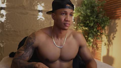 logan_varela online show from 21, 11, 2025