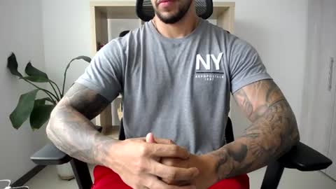 Logan Wolfp online show from 10, 7, 2026