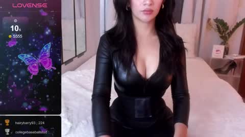 Snapshot of loisewilliams chatting on 27, 2, 2026 Mistress L online show from 27, 2, 2026