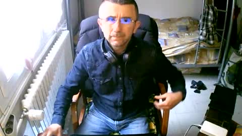 lokoum39 online show from 12, 3, 2025