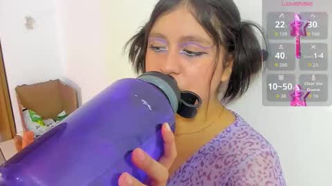 lola online show from 31, 10, 2025