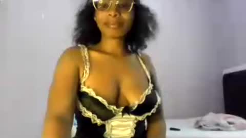 Snapshot of lola_coco chatting on 6, 7, 2026 Lola Coco online show from 6, 7, 2026