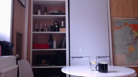 Lola online show from 6, 3, 2026