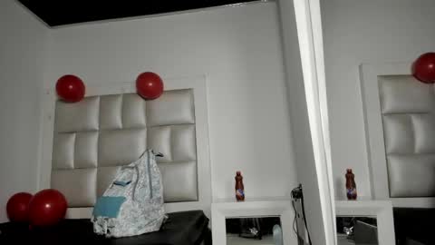 lola_js online show from 29, 4, 2026