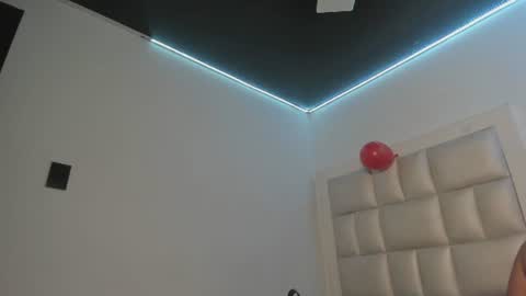 lola_js online show from 14, 7, 2026