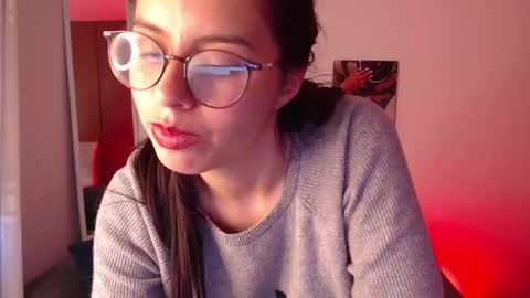 lolaandcamille online show from 3, 3, 2025