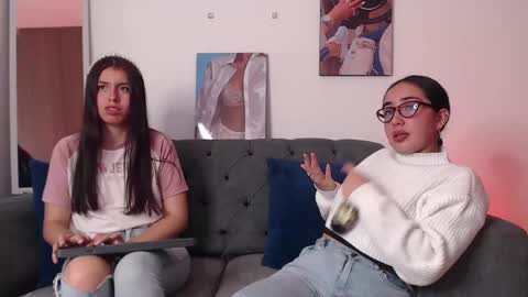 lolaandcamille online show from 7, 3, 2025