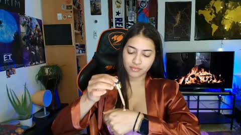 Snapshot of lolaasmith_21 chatting on 7, 5, 2026 lolaasmith_21 online show from 7, 5, 2026