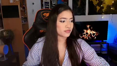 Snapshot of lolaasmith_21 chatting on 18, 5, 2026 lolaasmith_21 online show from 18, 5, 2026