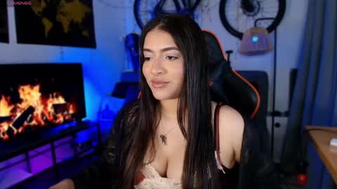 Snapshot of lolaasmith_21 chatting on 24, 5, 2026 lolaasmith_21 online show from 24, 5, 2026