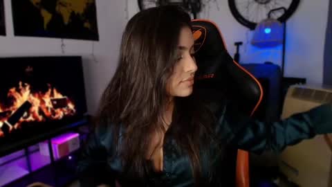 Snapshot of lolaasmith_21 chatting on 25, 5, 2026 lolaasmith_21 online show from 25, 5, 2026