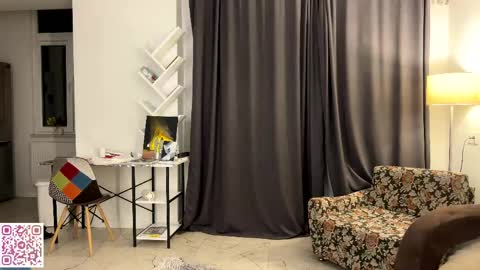 lolaatatee online show from 14, 5, 2026