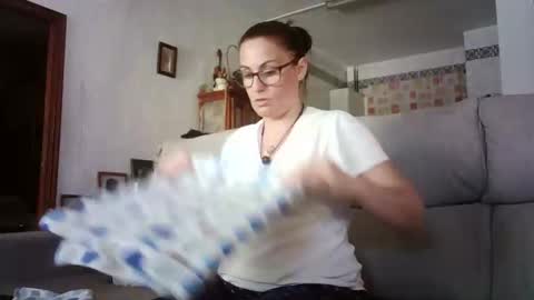 LOLA HUESO y ERIC online show from 19, 4, 2026