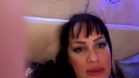 Lolaley2 online show from 19, 1, 2025