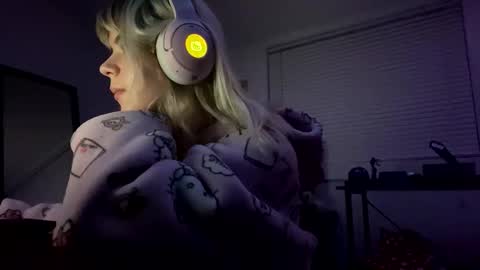 Snapshot of lolalixx6969 chatting on 2, 3, 2025 Lola Lixx online show from 2, 3, 2025