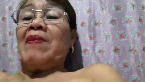 Snapshot of lolamommie chatting on 9, 1, 2025 tey online show from 9, 1, 2025