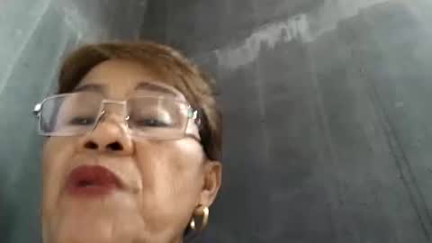Snapshot of lolamommie chatting on 15, 1, 2025 tey online show from 15, 1, 2025