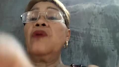 Snapshot of lolamommie chatting on 20, 1, 2025 tey online show from 20, 1, 2025
