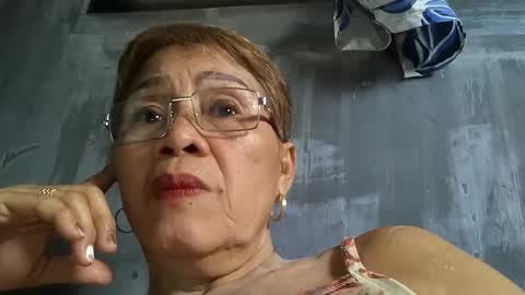 Snapshot of lolamommie chatting on 24, 1, 2025 tey online show from 24, 1, 2025
