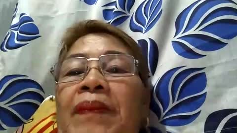 Snapshot of lolamommie chatting on 29, 1, 2025 tey online show from 29, 1, 2025