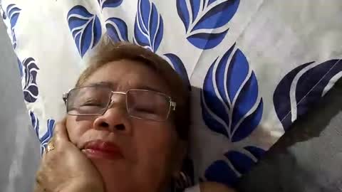 Snapshot of lolamommie chatting on 31, 1, 2025 tey online show from 31, 1, 2025