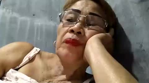 Snapshot of lolamommie chatting on 9, 2, 2025 tey online show from 9, 2, 2025