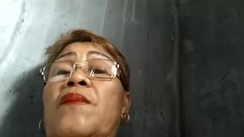 Snapshot of lolamommie chatting on 15, 2, 2025 tey online show from 15, 2, 2025