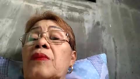 Snapshot of lolamommie chatting on 17, 2, 2025 tey online show from 17, 2, 2025