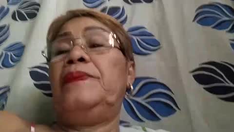 Snapshot of lolamommie chatting on 17, 2, 2025 tey online show from 17, 2, 2025