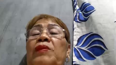 Snapshot of lolamommie chatting on 20, 2, 2025 tey online show from 20, 2, 2025
