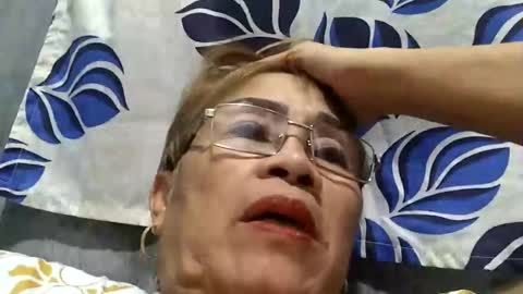 Snapshot of lolamommie chatting on 23, 2, 2025 tey online show from 23, 2, 2025