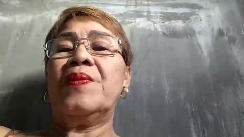 Snapshot of lolamommie chatting on 23, 2, 2025 tey online show from 23, 2, 2025