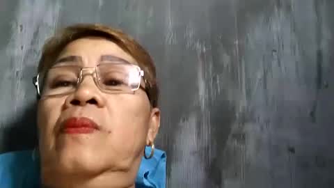 Snapshot of lolamommie chatting on 8, 3, 2025 tey online show from 8, 3, 2025