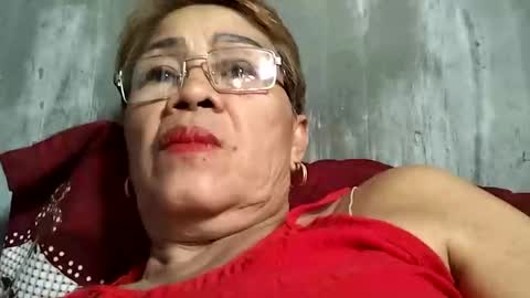 Snapshot of lolamommie chatting on 12, 3, 2025 tey online show from 12, 3, 2025