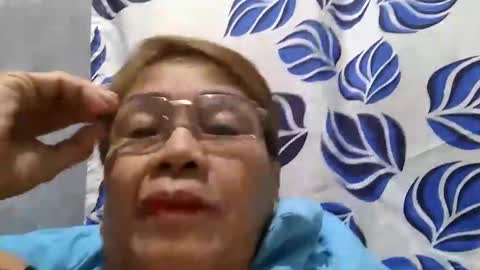Snapshot of lolamommie chatting on 12, 3, 2025 tey online show from 12, 3, 2025