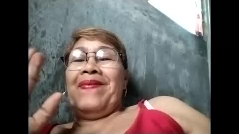 Snapshot of lolamommie chatting on 3, 10, 2025 tey online show from 3, 10, 2025