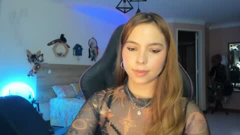 Lola doll online show from 25, 7, 2026