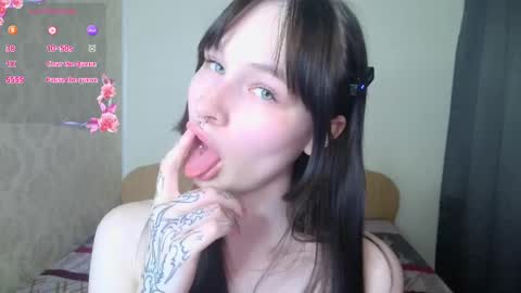 Snapshot of lolavibe6 chatting on 31, 5, 2026 Lola online show from 31, 5, 2026