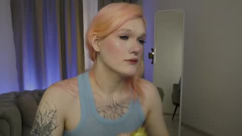 lollita online show from 15, 5, 2026