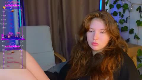 Snapshot of lolly_pump chatting on 27, 9, 2025 Mona online show from 27, 9, 2025