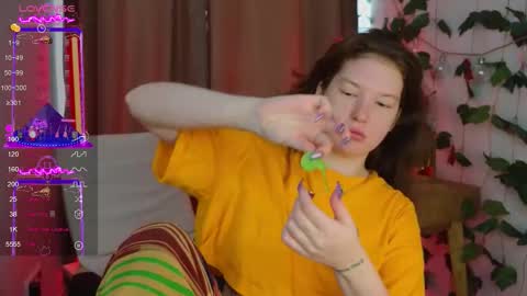 Snapshot of lolly_pump chatting on 8, 10, 2025 Mona online show from 8, 10, 2025