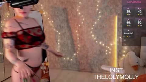 Snapshot of lolymolli chatting on 16, 11, 2025 Molli online show from 16, 11, 2025