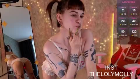 Snapshot of lolymolli chatting on 19, 11, 2025 Molli online show from 19, 11, 2025