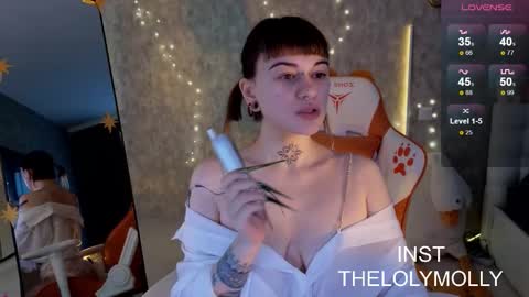 Snapshot of lolymolli chatting on 23, 11, 2025 Molli online show from 23, 11, 2025